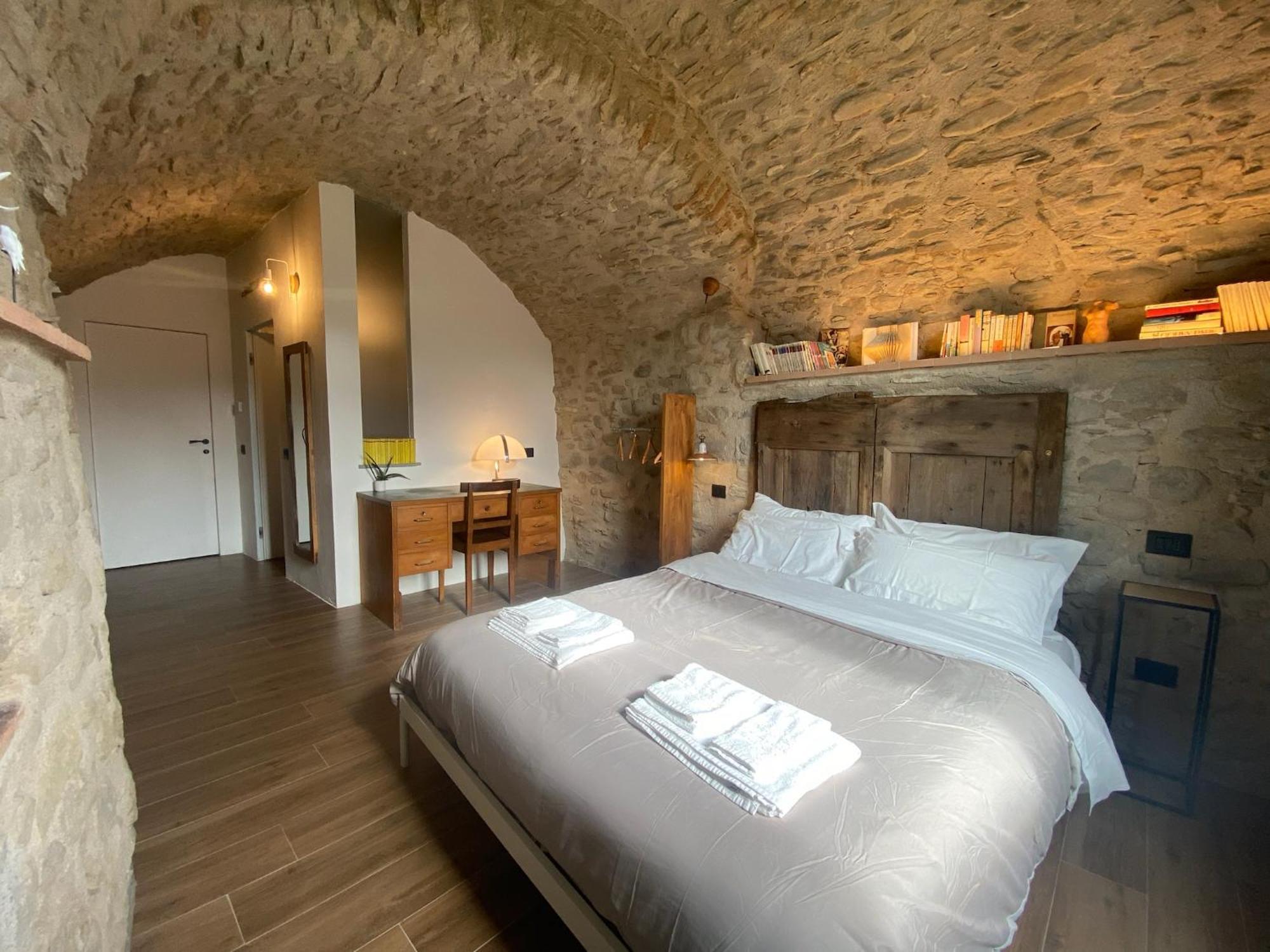 La Casa Medievale Suites E Spa بونتريمولي المظهر الخارجي الصورة